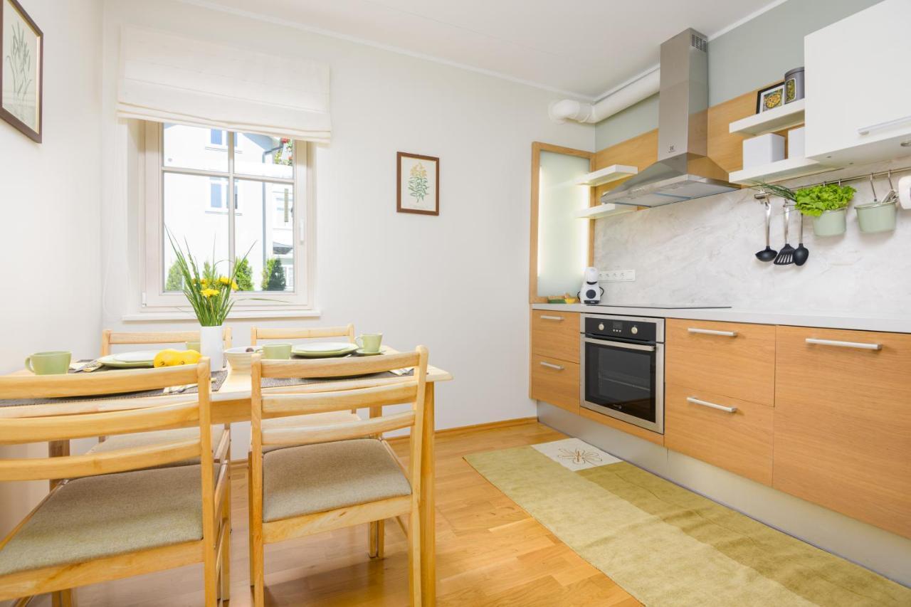 Apartment Aisa Kodu *